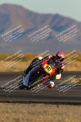 media/Jan-21-2023-CVMA (Sat) [[b9eef8ba1f]]/Race 12 Amateur Supersport Open/